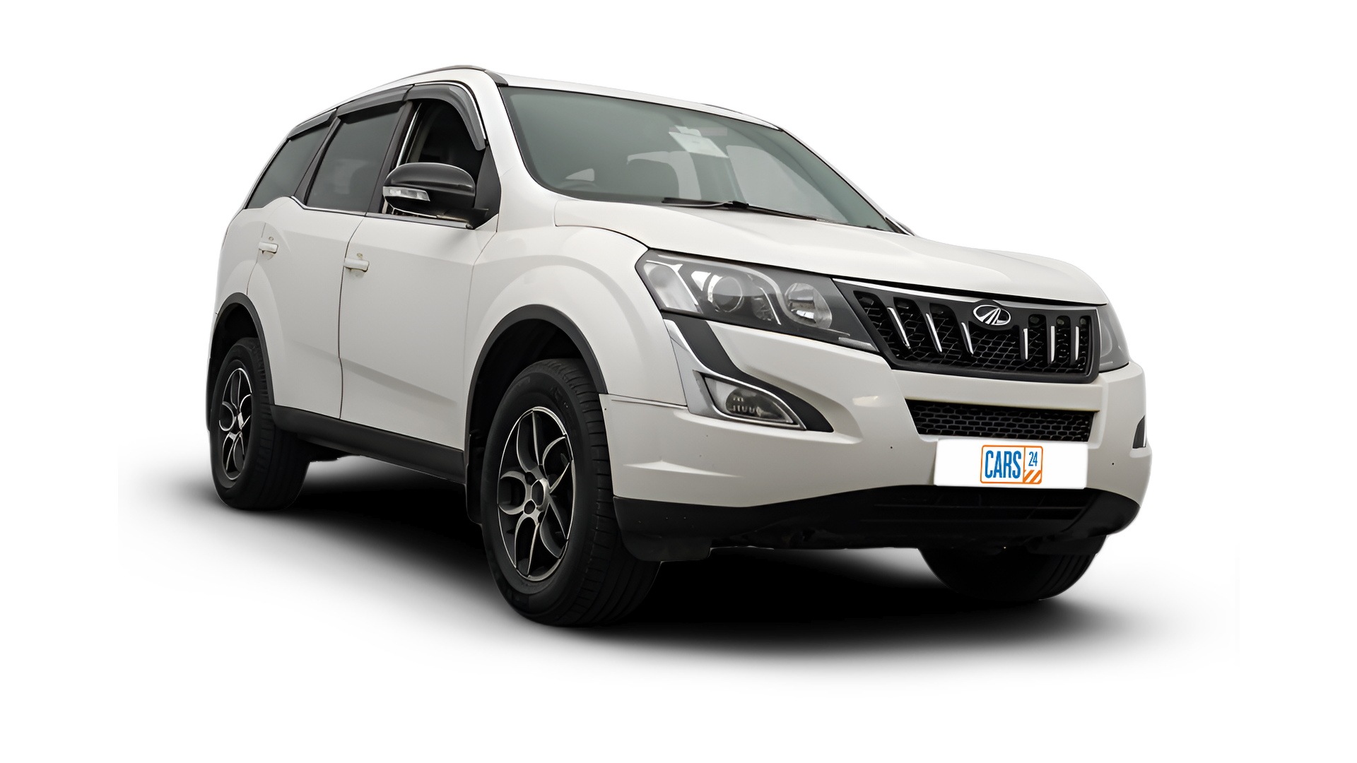 Mahindra XUV500-img